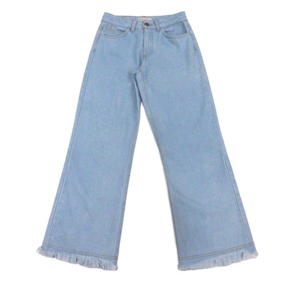 ✨OBJECTS WITHOUT MEANING✨Cropped Wide Leg Flare Jeans - Picture 3 of 4